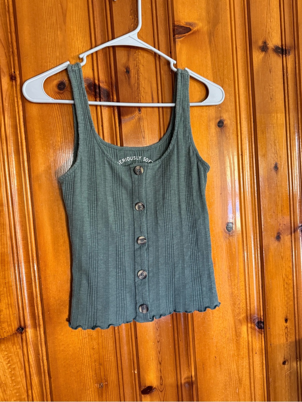 AERO Ribbed Button Front Tank in Green Small Like New